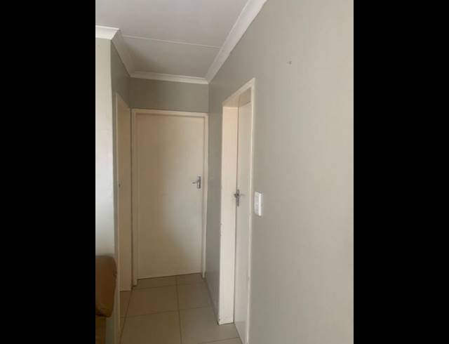 2 BEDROOM HOUSE FOR SALE IN BRAAMFISCHERVILLE